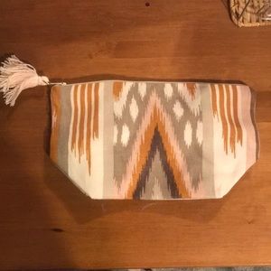 Coussins Elegance Clutch with Tassle